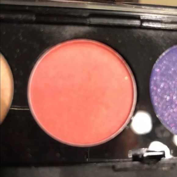 🦄 HP🦄 MAC Hello Kitty Eyeshadow x 4: Lucky Tom - Picture 4 of 9